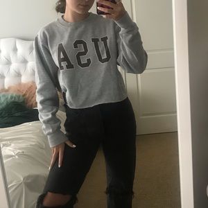 USA brandy cropped sweater 🤍💙